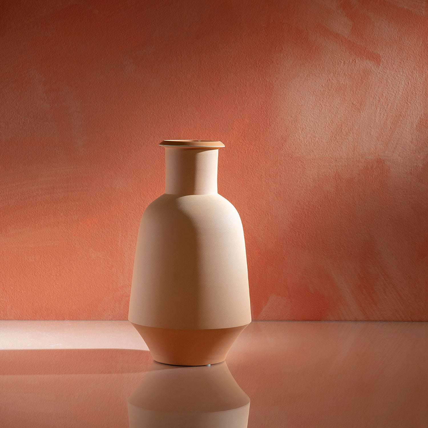Havana Vase DECORATOR BEN DAVID BY KAS