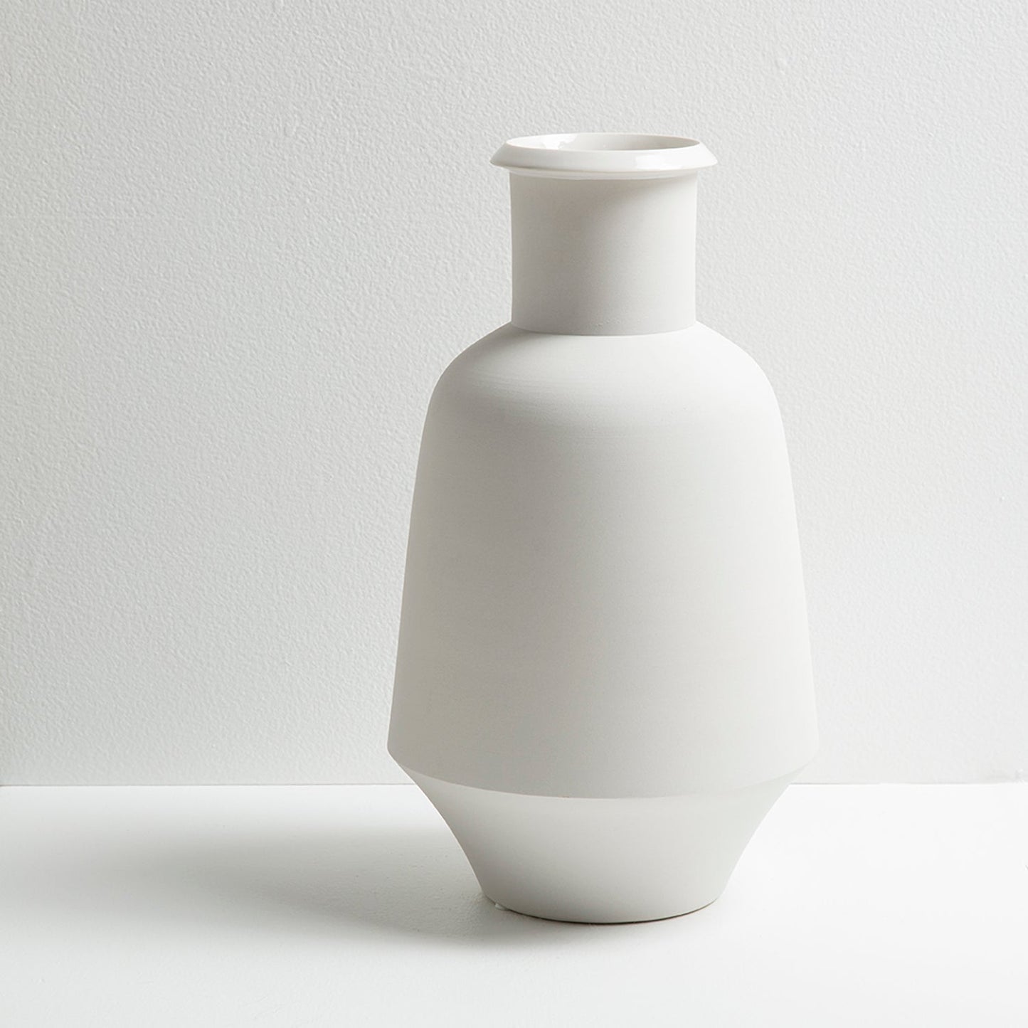 Havana Vase DECORATOR BEN DAVID BY KAS