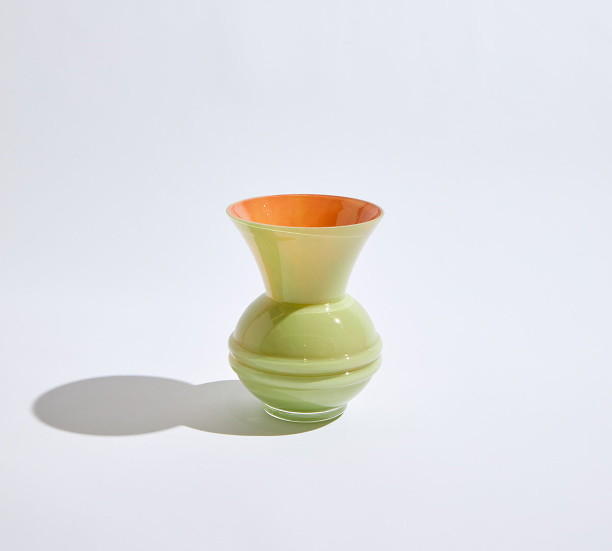 BDTribecaSmallLemonadeVase_WEB_c880d4f1-23c5-4ea7-af99-5942fd67acb8.jpg