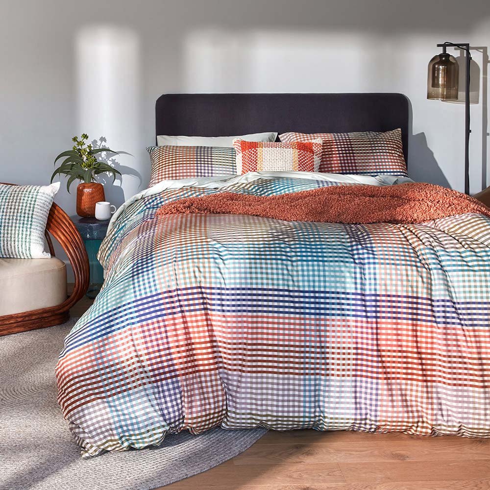 Ferdinand_Multi_Bedlinen_Lifestyle_WEB.jpg