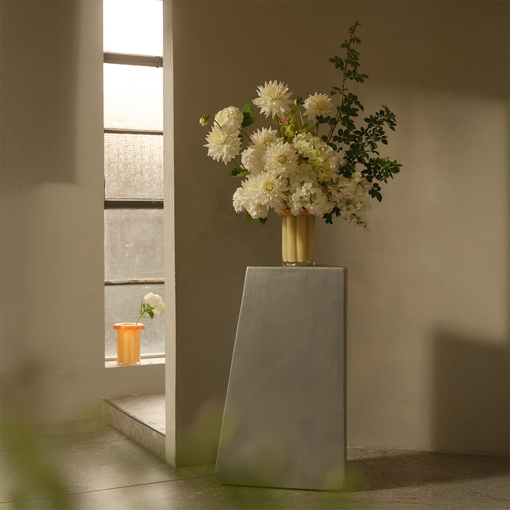 Buttercup Lemonade Vase