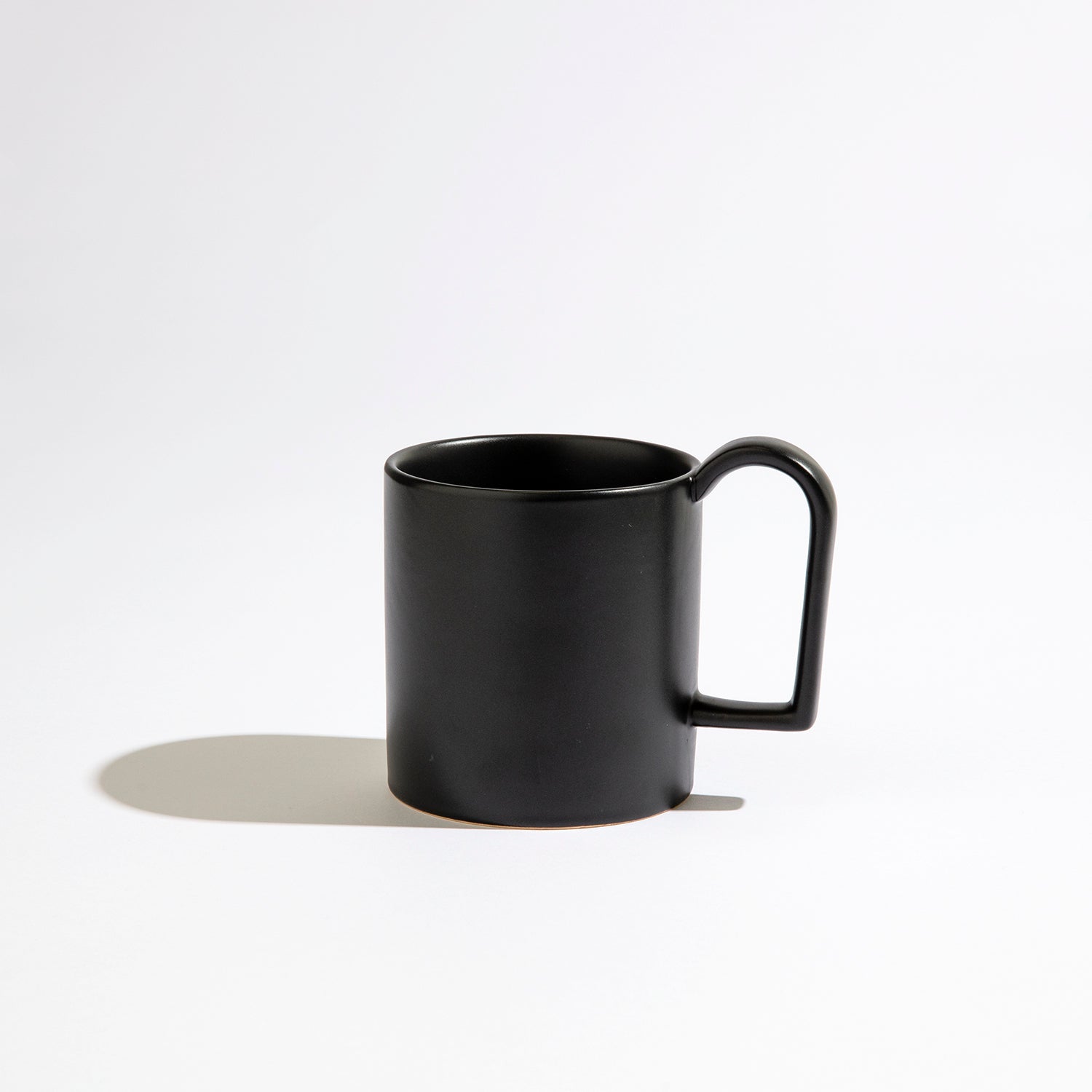 Alpha Mug DINNERWARE BEN DAVID BY KAS Matt Black Mug 12.6x9x11.3cm