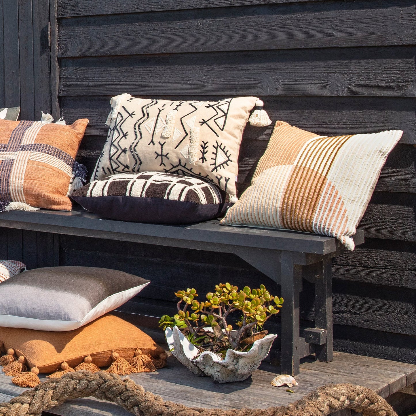 Vivek Cushion Cushion KAS AUSTRALIA 